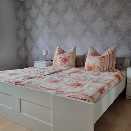 Ferienwohnung Am Anger Diedorf  エクステリア 写真